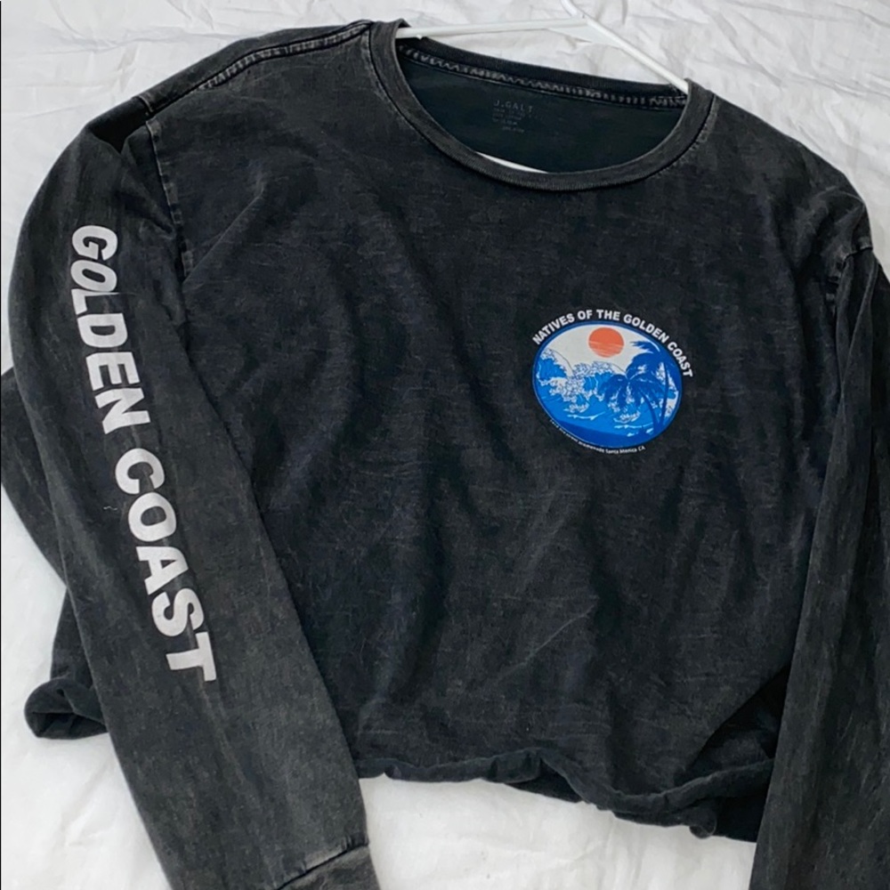 Brandy Melville cropped long sleeve top